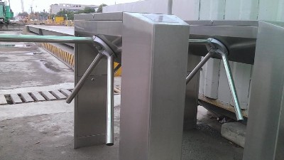 工廠門禁一卡通是如何實現的