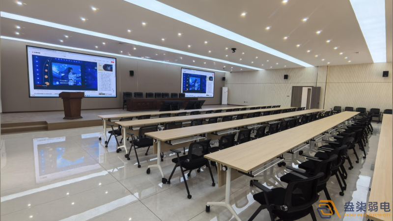 化工廠會議室大屏選擇需要注意什么？